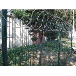 Düzlemsel Jiletli Tel