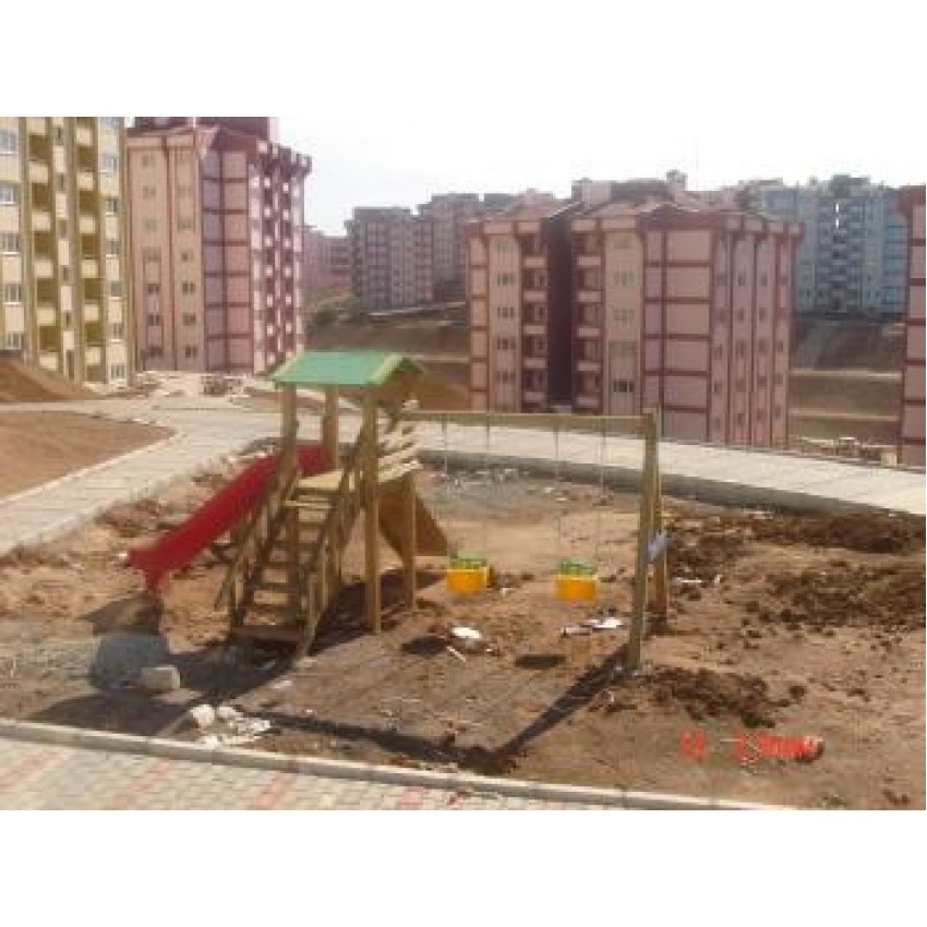 Tek Kuleli Ahşap Oyun Grubu